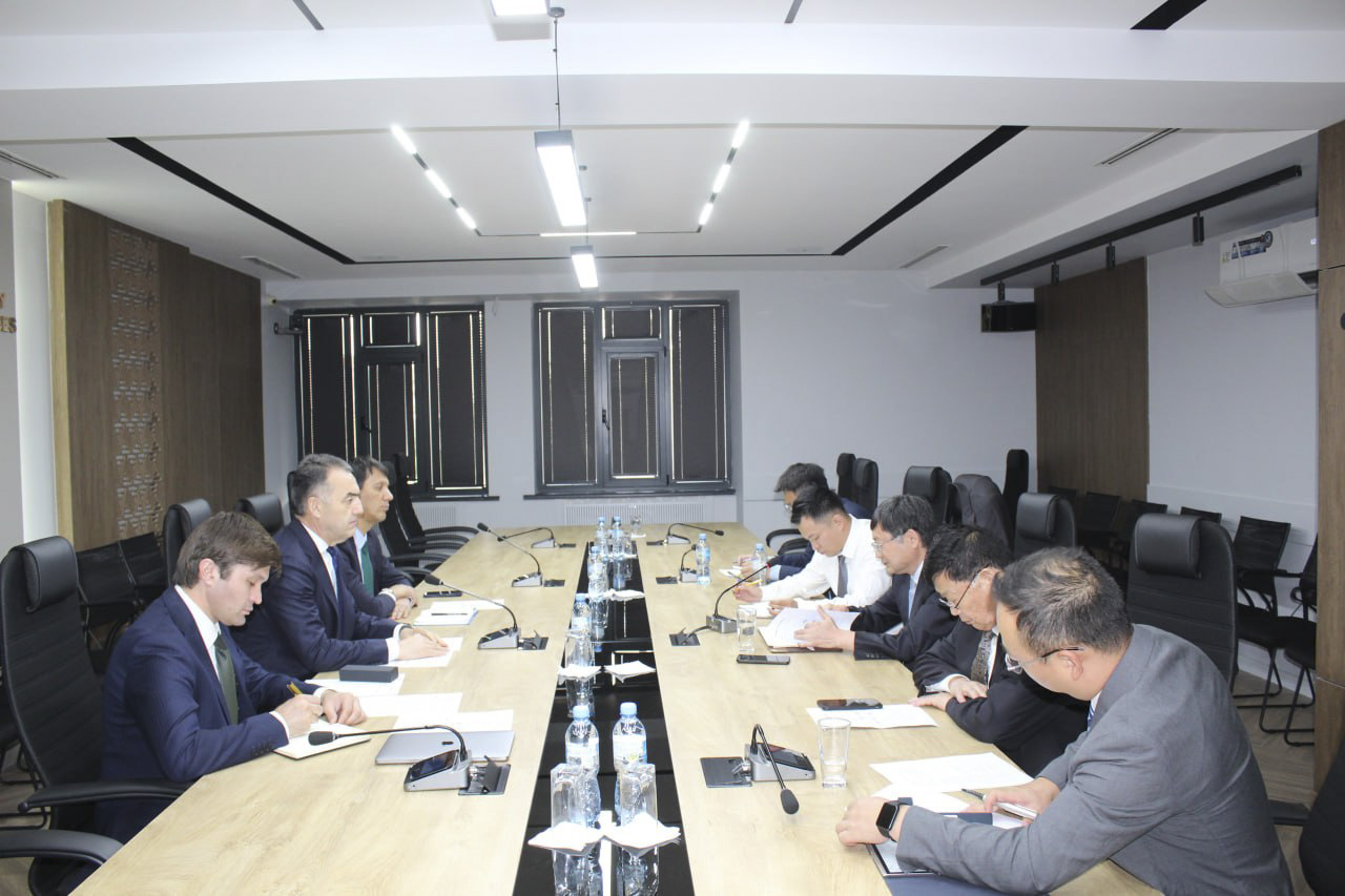 Рабочий визит эксперотов компании «China Gezhouba Group International Engineering» в Айнийский район